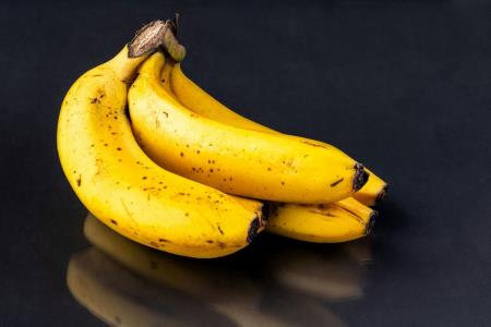 5 težav, ki jih banane rešujejo bolje kot zdravila